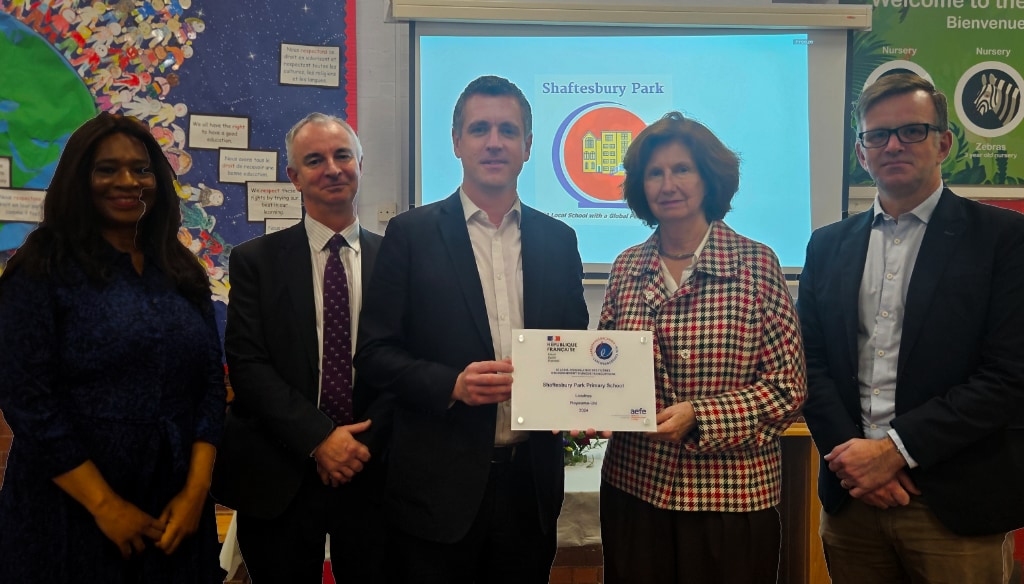 Headteacher, Mrs Richards: Wandsworth Head of School Participation and Performance, Andy Hough; Wandsworth Council Leader Cllr Simon Hogg; French Ambassador, Her Excellency Madame Hélène Duchêne; Chair of Governors, James Cousins